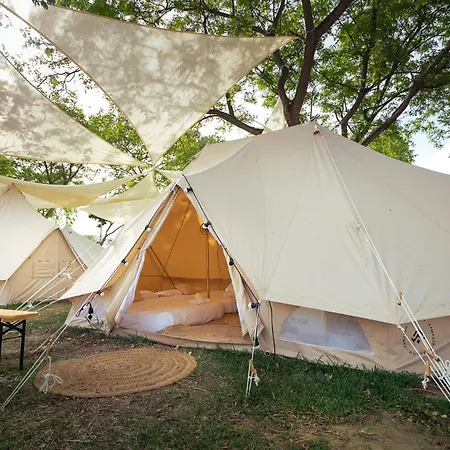 Luxury tent Kampaoh De Arcos *